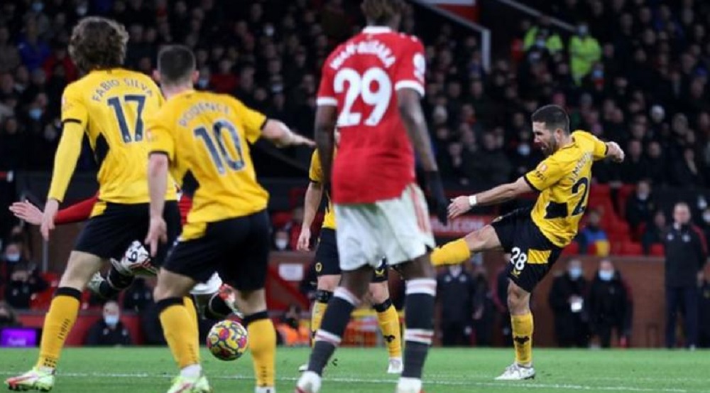 इंग्लिस प्रिमियर लिगमा म्यानचेस्टर युनाइटेडलाई हराउँदै वुल्भरहाम्टन विजयी