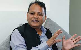 युवाहरुद्वारा स्थायी राजधानी वीरगन्जलाई बनाउन माग गर्दै मुख्यमन्त्रीको घर अगाडि प्रदर्शन