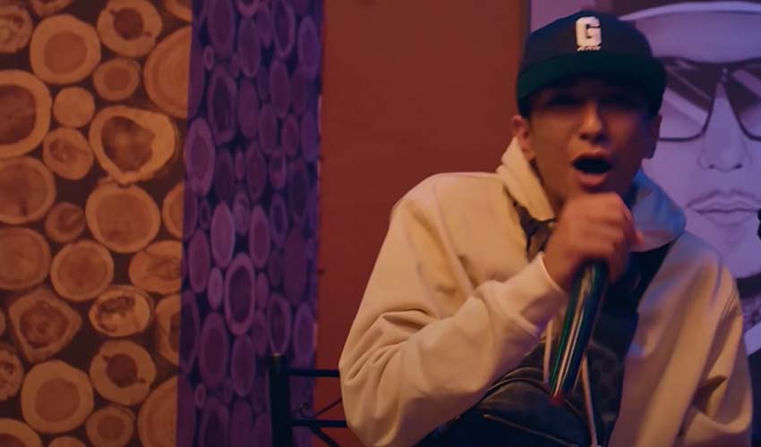 फिल्म ‘ए मेरो हजुर ४’ मा जी–बबले गाए ‘भाग भाग अब धेरै न दे धाक’