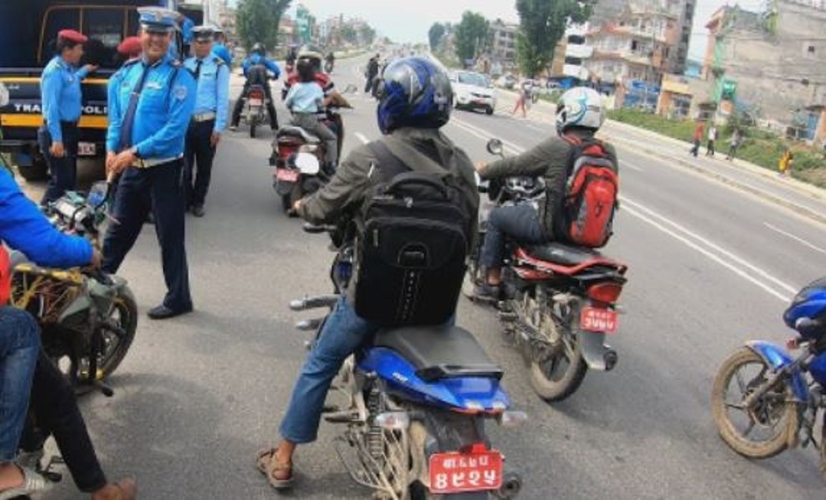 काठमाडौं उपत्यकामा एकैदिन २३ सय १७ जना सवारी चालकमाथि कारवाही