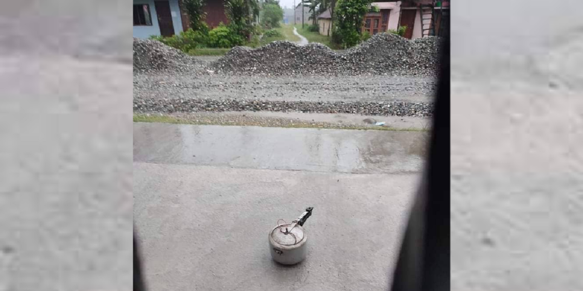 पूर्व कानुन मन्त्री हिक्मत कार्कीको घर अगाडि शंकास्पद वस्तु फेला