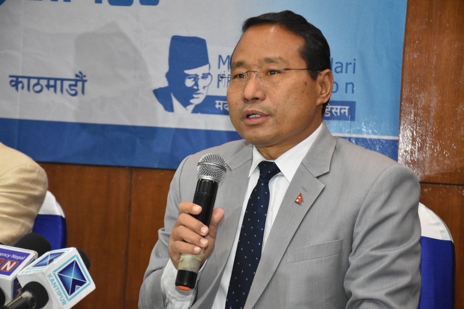 अमेरिकाले नेपाली सेनामार्फत एसपीपी अघि बढाउन खोज्नु गम्भीर – वर्षमान पुन