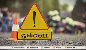 चितवनमा ट्रकमा मोटरसाइकल ठोक्किँदा दुई&hellip;