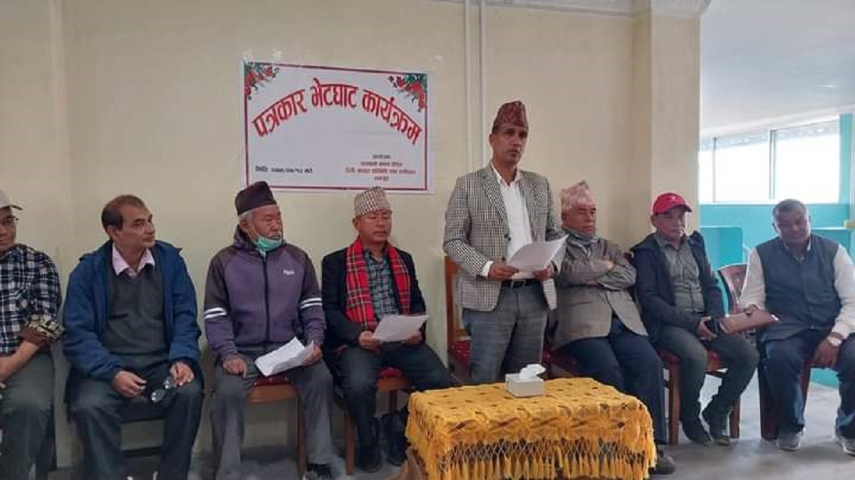 कांग्रेस बिपीका लक्ष्मीकान्त पौडेलद्वारा उम्मेदवारी फिर्ताको घोषणा
