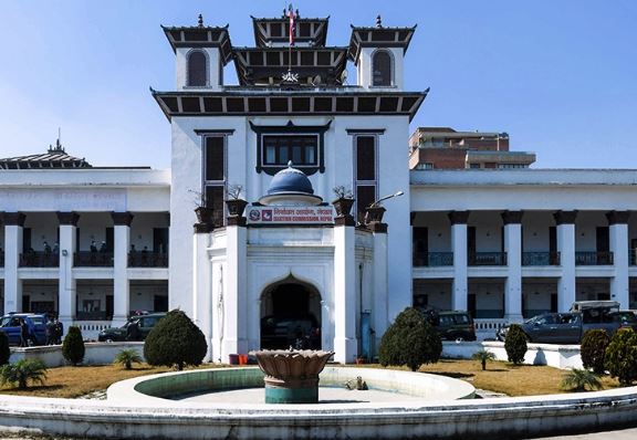 आज आफु बिरुद्ध परेको उजुरीको उम्मेदवारले जवाफ दिनु पर्ने