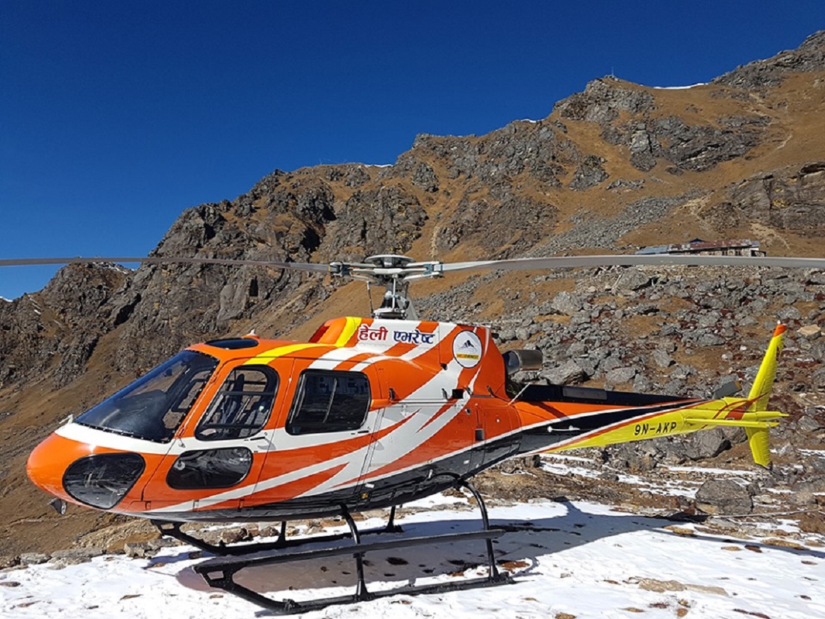 सिम्रिकसँग हेलिकोप्टर किनेको हेली एभरेष्टले माग्यो ६ जना पाइलट