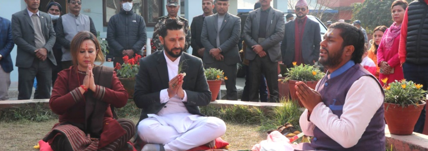पूजापाठ गरेर मन्त्री क्वार्टरमा सरे गृहमन्त्री रवि