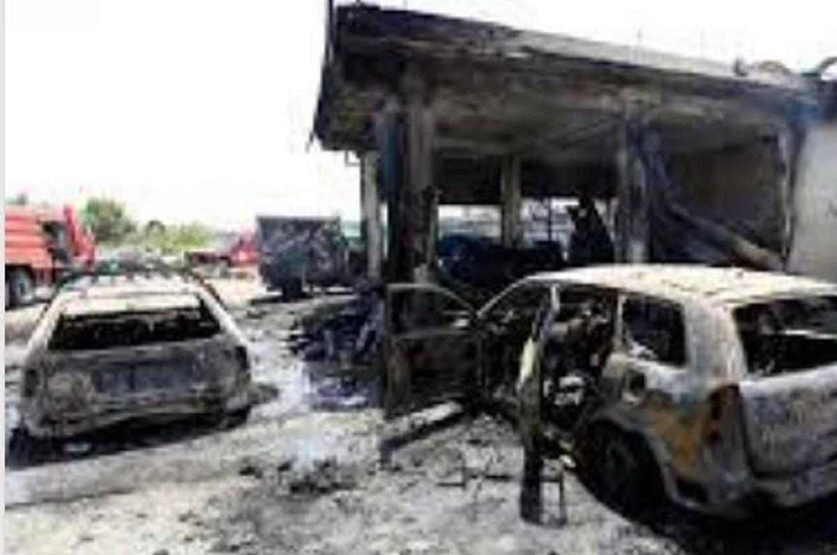 अफगानिस्तानमा आत्मघाती बम विस्फोट, २० जनाको मृत्यु