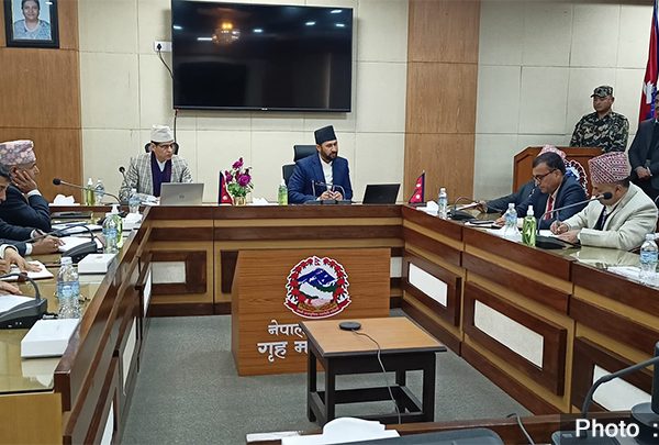 सीडीओहरुलाई गृहमन्त्रीको निर्देशन- जनतालाई शीतलहरबाट जोगाउनू