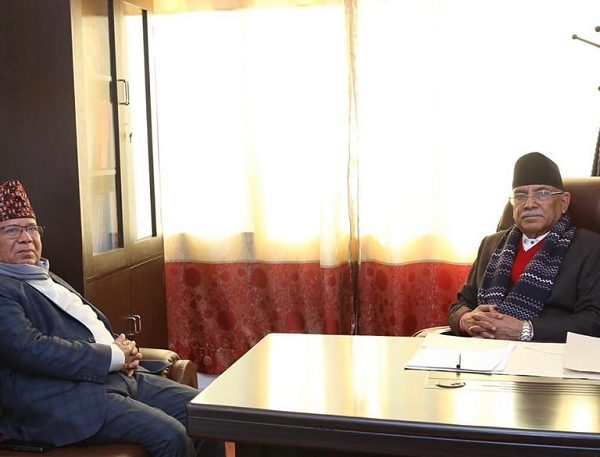 सरकारलाई विश्वासकाे मत दिन माधव नेपाललाई प्रधानमन्त्री प्रचण्डकाे आग्रह