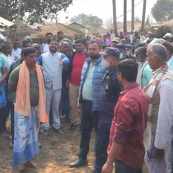 जगरनाथपुर गाउँपालिका मा रहेको अतिक्रमण गरि बनाएको घर टहरा स्थानीय हरु को सहयोग मा हटाउने काम तिब्र रुप ले भई रहेको