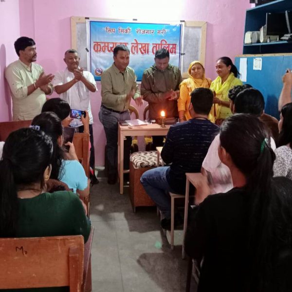 ३ न.वडामा ४५ दिने कम्प्युटर लेखा तालिम उद्घाटन ।