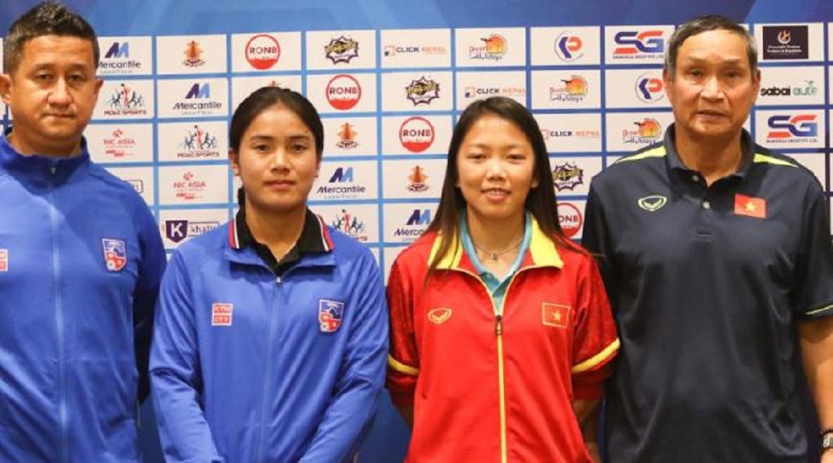 त्रिपुरेश्वरस्थित रंगशालामा नेपाल–भियतनामबिच महिला फुटबल हुँदै