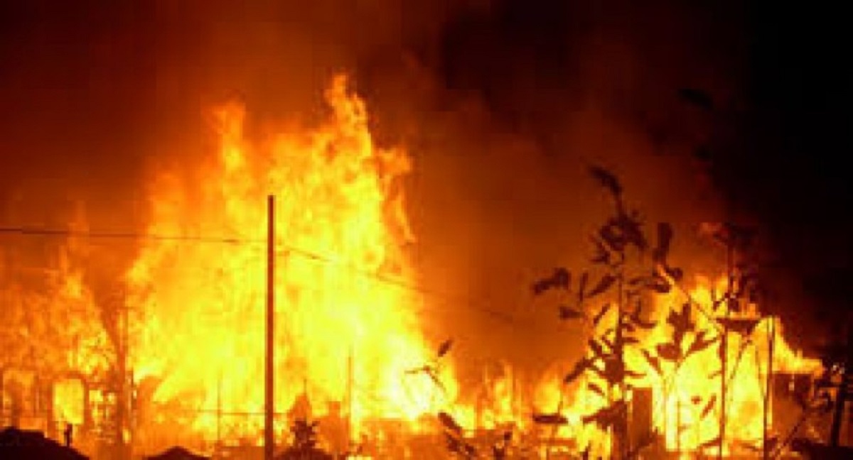 स्वास्थ्य चौकीमा आगलागी, औषधि,अक्सिजनलगायत स्वास्थ्य सामग्री जलेर नष्ट