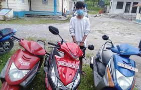 स्कुटर चोरेकाे आराेपमा ३ जना पक्राउ