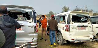 कैलालीकोमा सरकारी गाडी तोडफोड, दुई जना पक्राउ