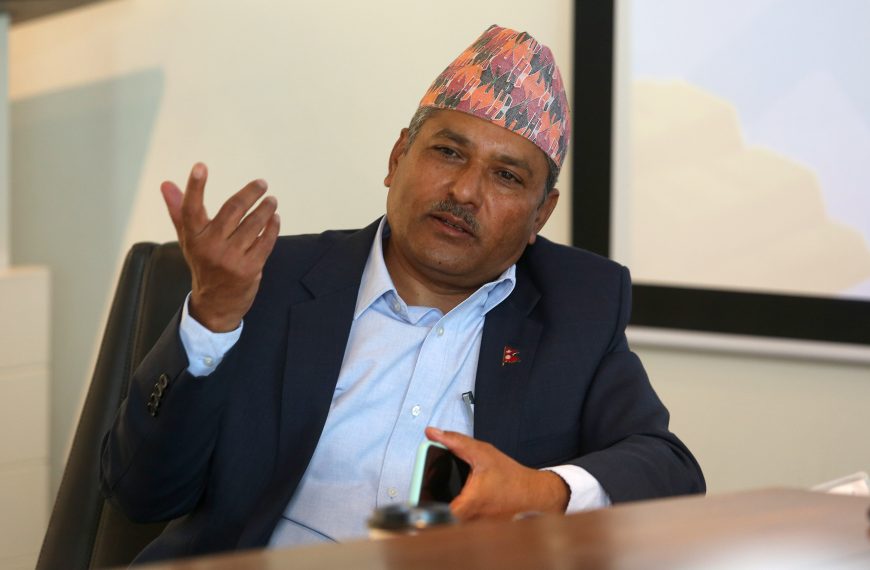 गभर्नर अधिकारी र विश्व बैंक&hellip;