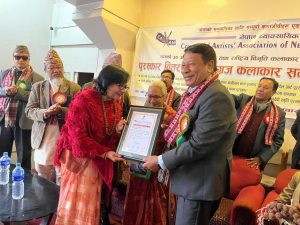वरिष्ठ शिक्षिका, कलाकार तथा&hellip;
