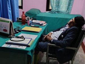 स्वास्थ्य प्रमुखको हाजिरी दुरुपयोग : कार्यालय समयको अवहेलना&hellip;