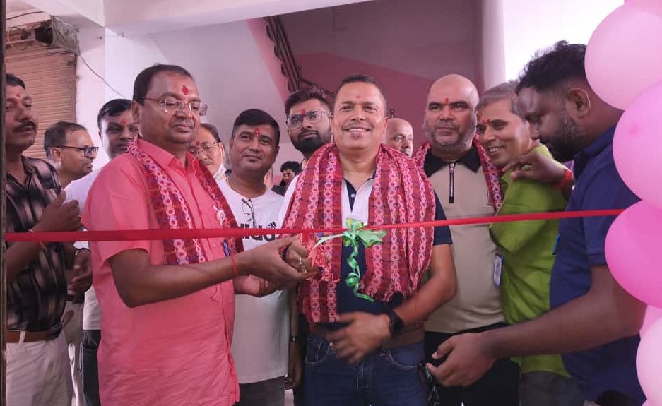 वीरगंजमा पर्सा मदिरा व्यवसायी संघको कार्यालय उद्घाटन, सञ्चालक समिति घोषणा